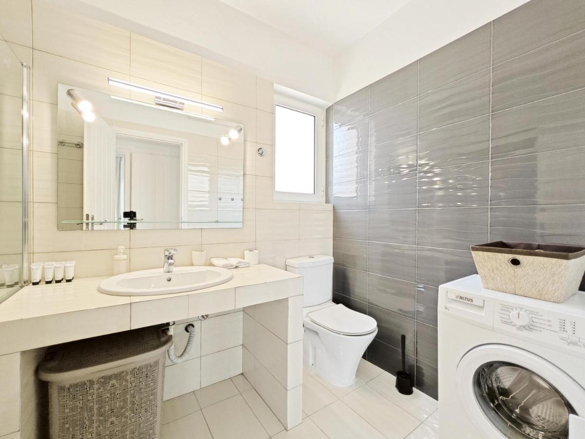 אתונה Menelaou By Verde Apartments מראה חיצוני תמונה